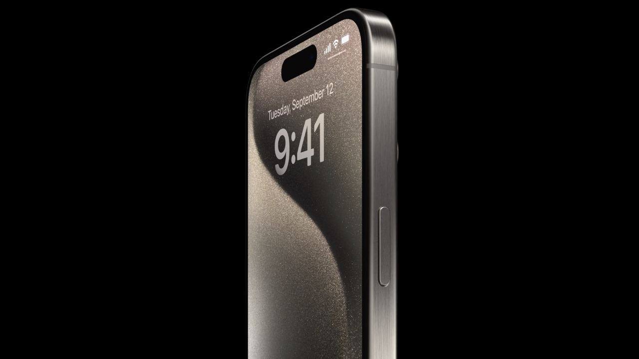 Apple siger, at de ikke bruger titanium fra Rusland i produktionen af iPhone 15 Pro og iPhone 15 Pro Max.