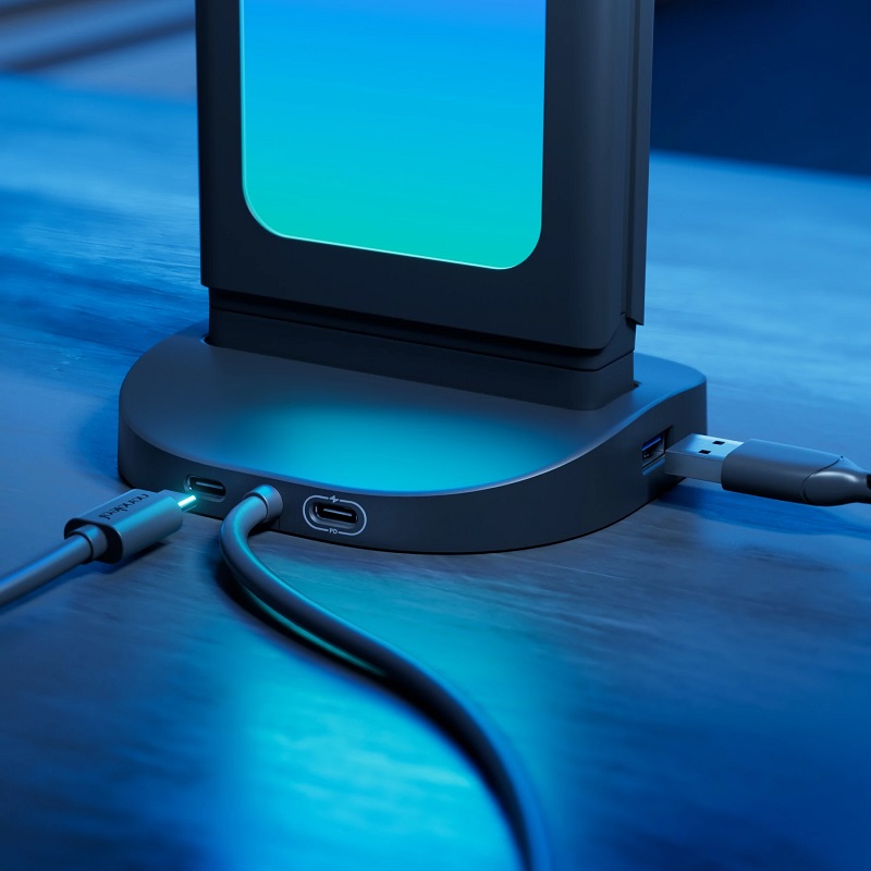 Pegboard Desk Dock - with accessories