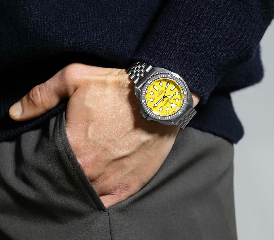 JB200 Aquastrike uret på håndleddet. Illustration: Jacques Bianchi