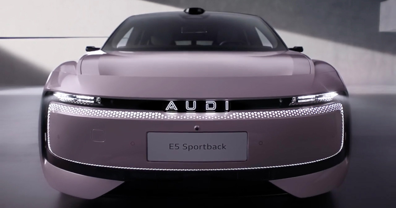 AUDI E5 Sportback side view