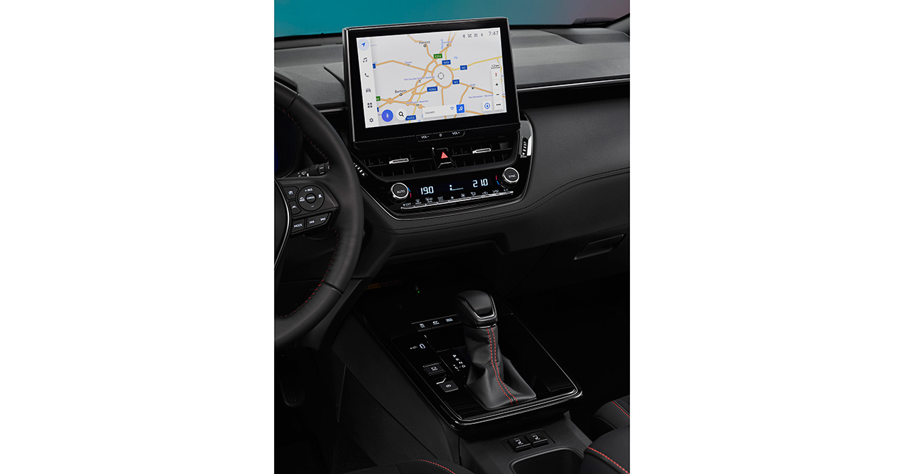 Toyota Corolla Cross GR Sport eksteriør med sort tag