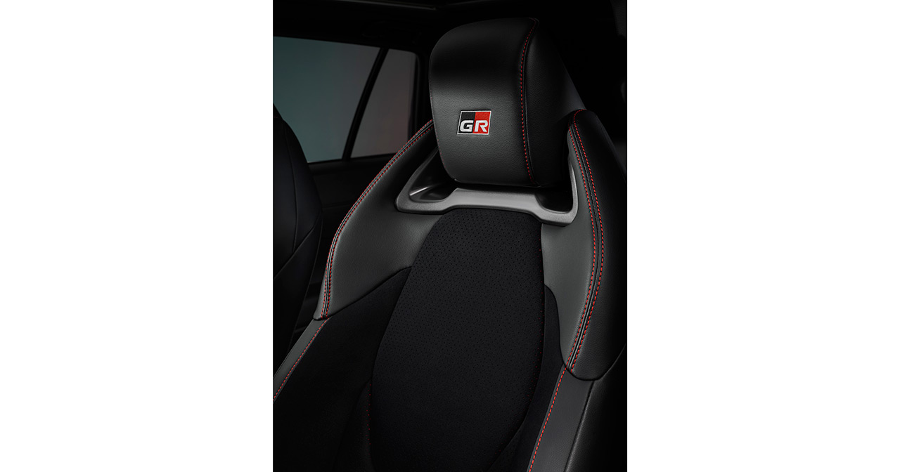 Sporty styling af Toyota Corolla Cross GR Sport