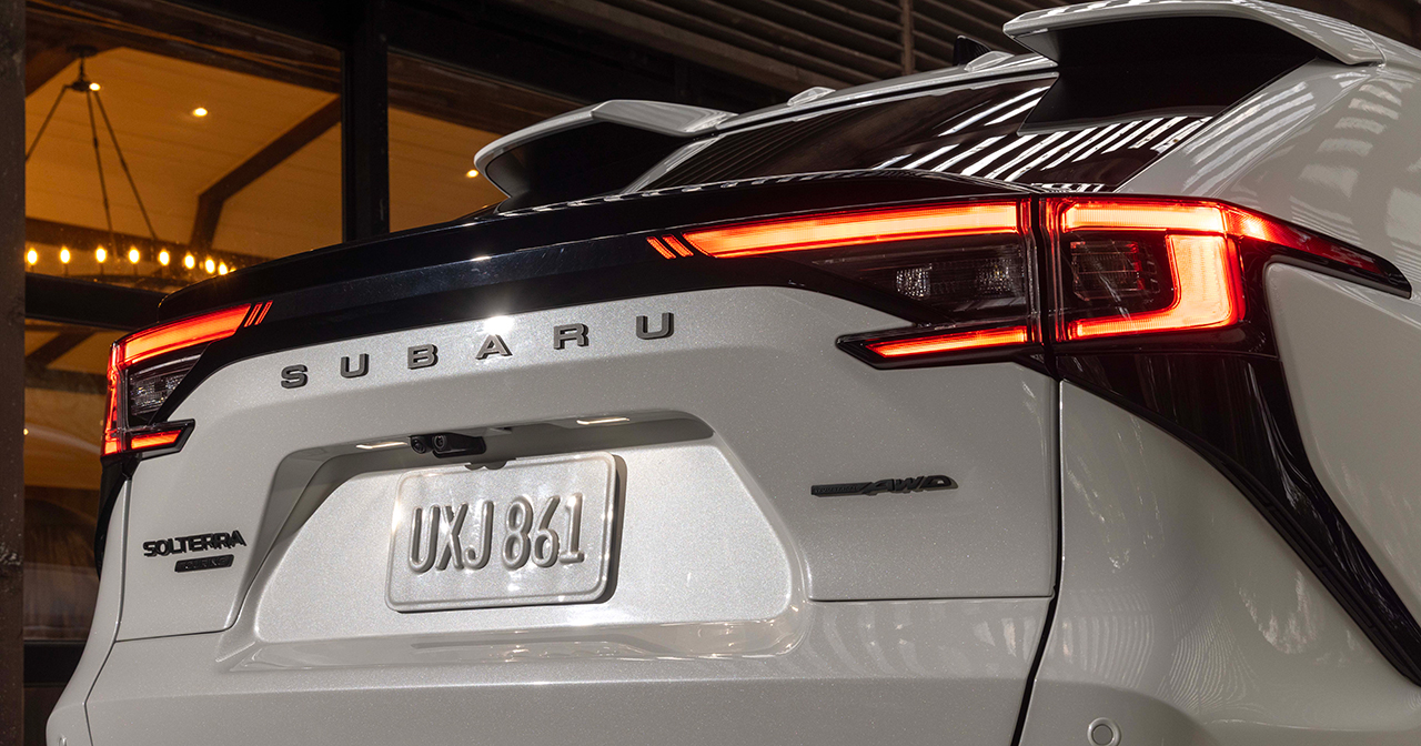 Interiør af den redesignede Subaru Solterra 2026