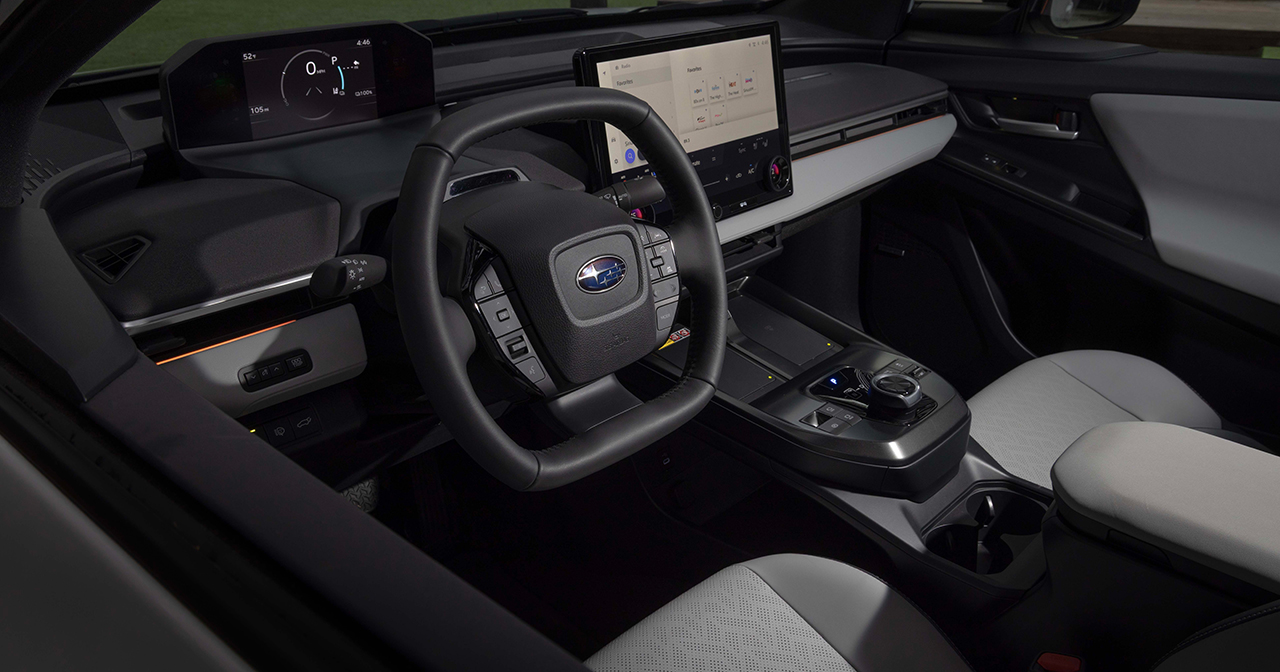 Interiør af den redesignede Subaru Solterra 2026