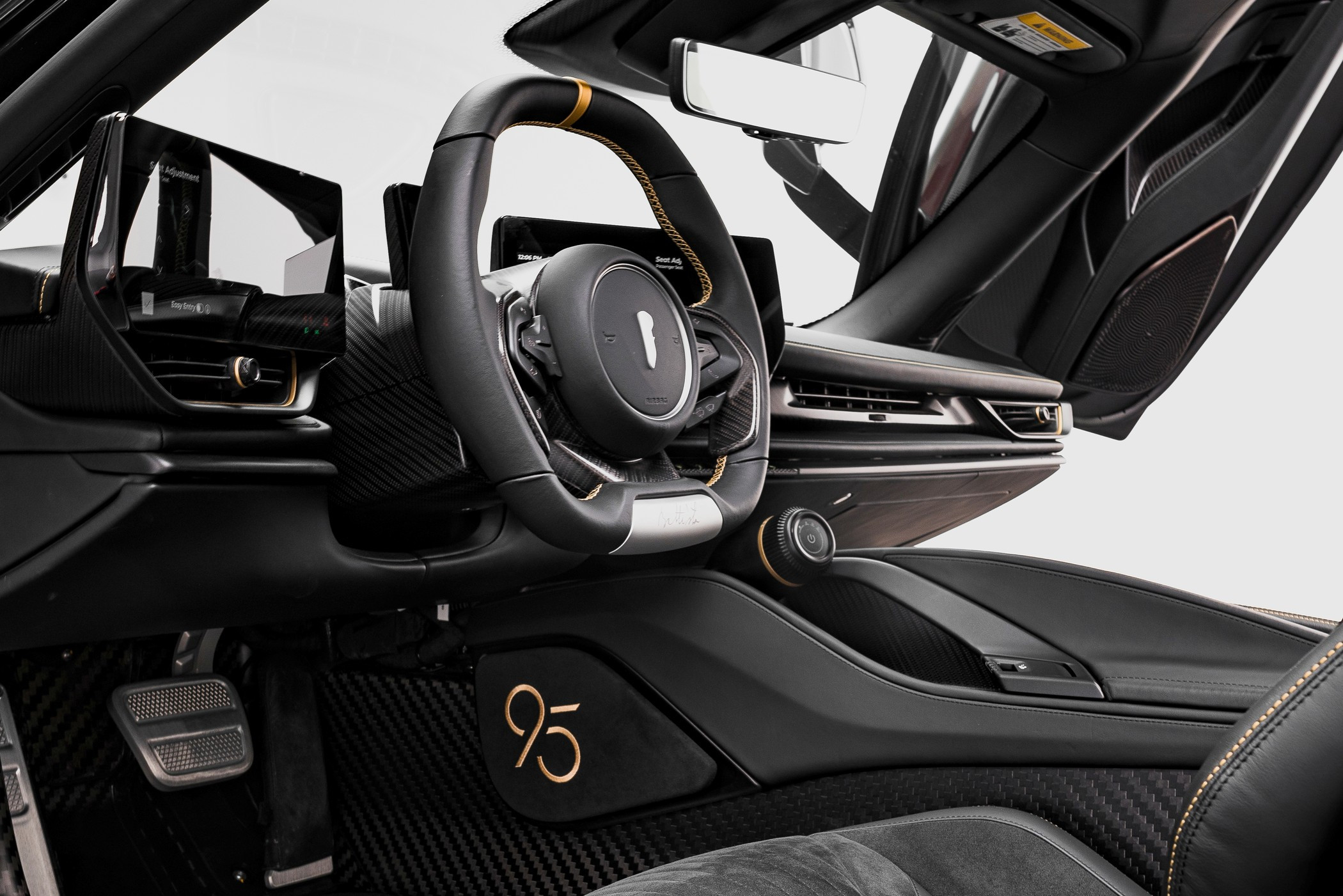 Exclusive interior by Battista Novantacinque