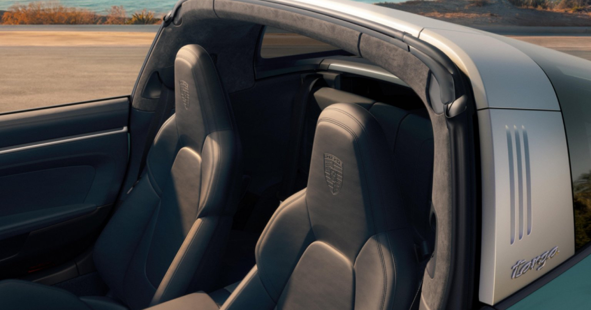 Porsche 911 Carrera 4S på banen.