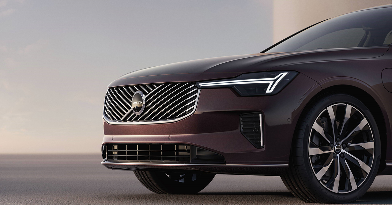 Opdateret Volvo S90 i en ny farve