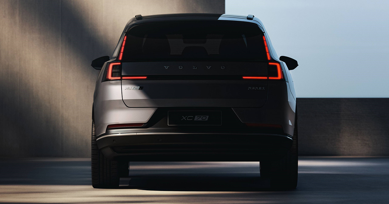 Den nye Volvo XC70, fra siden