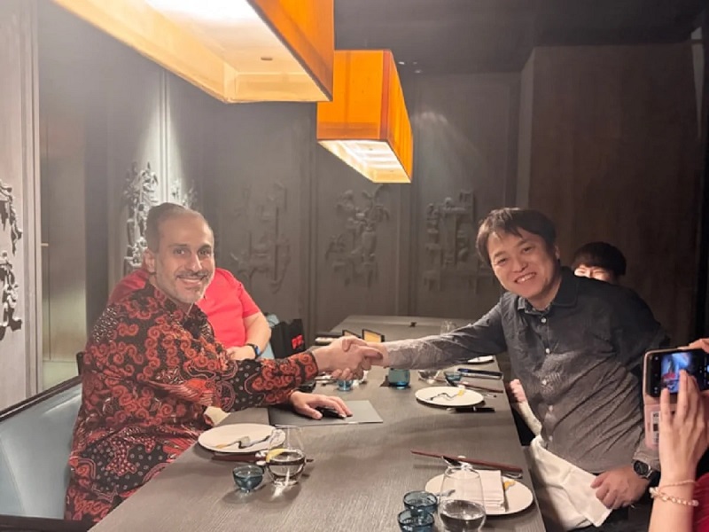 Sultan Darmaki og Takuma Endo.