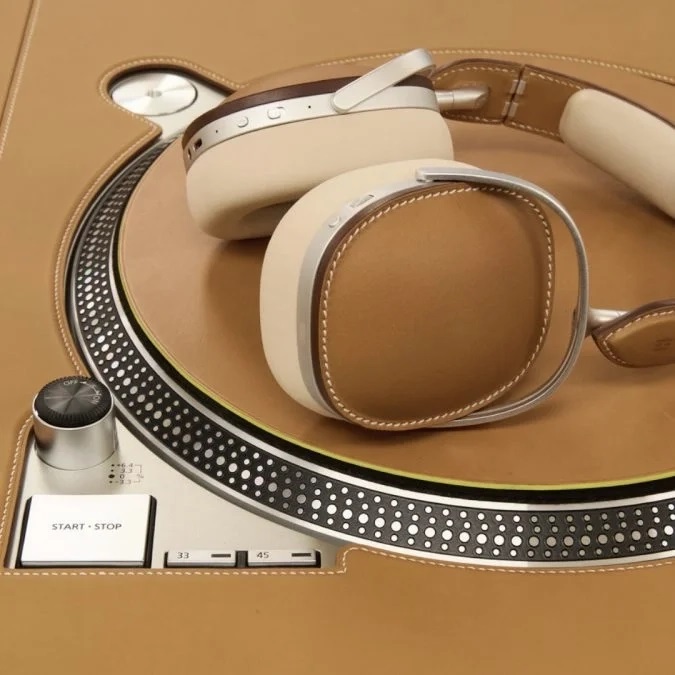 Hermès headphones