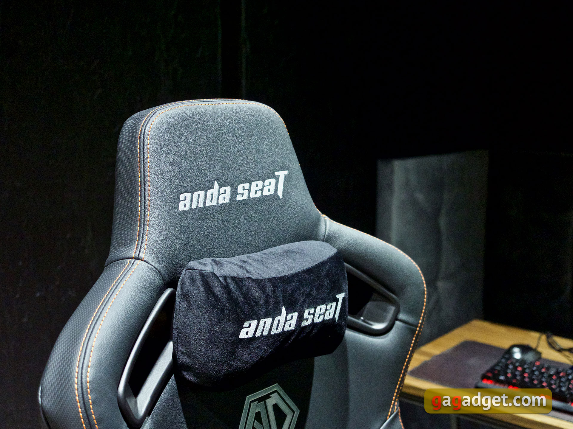 Spillets trone: Anda Seat Kaiser 3 XL-50