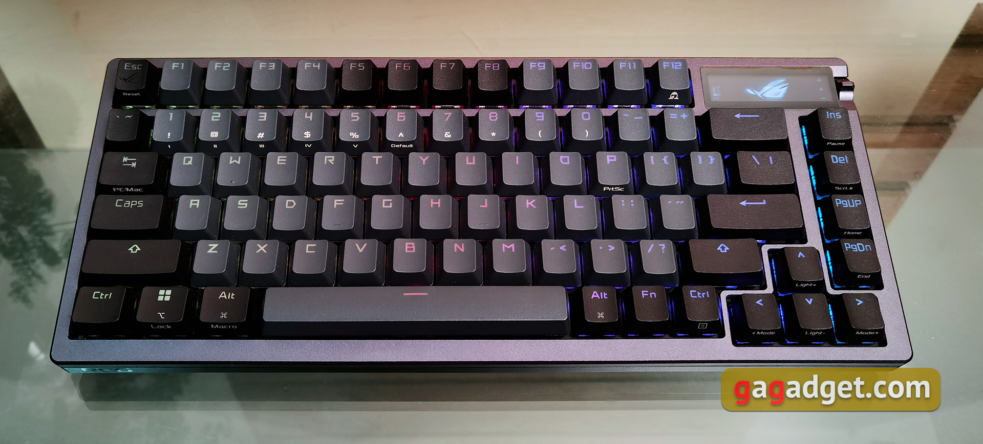 ASUS ROG Azoth-anmeldelse: Det kompromisløse mekaniske tastatur til gamere, du aldrig havde forventet-11