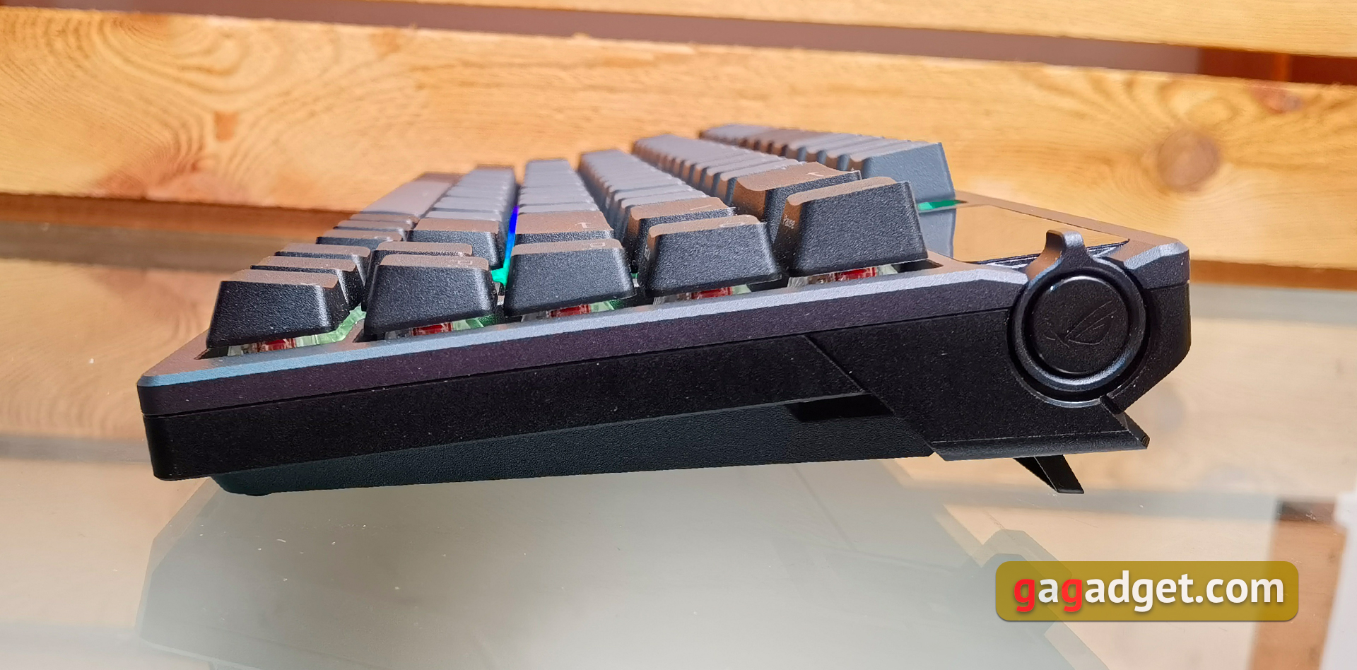 ASUS ROG Azoth-anmeldelse: Det kompromisløse mekaniske tastatur til gamere, du aldrig havde forventet-31