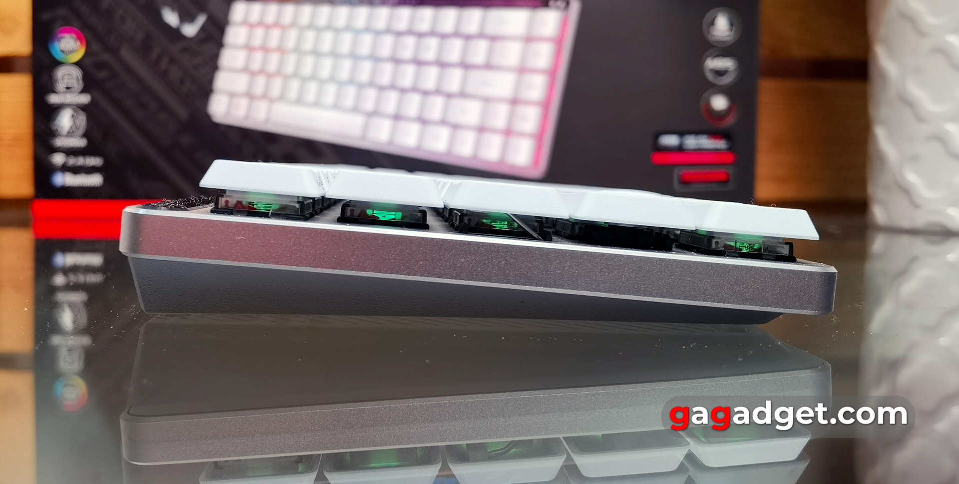 Огляд ASUS ROG Falchion RX Low Profile