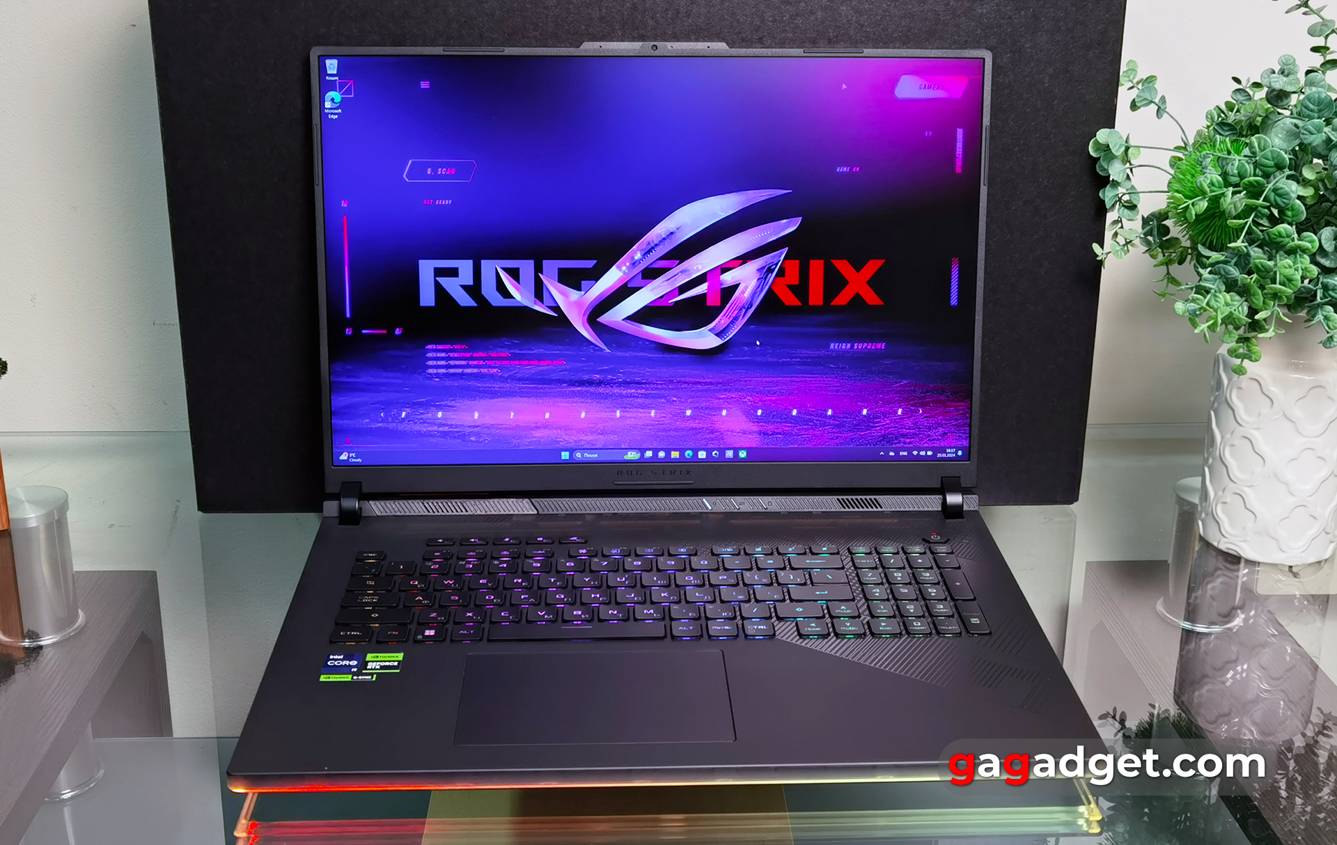 ASUS ROG Strix SCAR 18 (2024) review