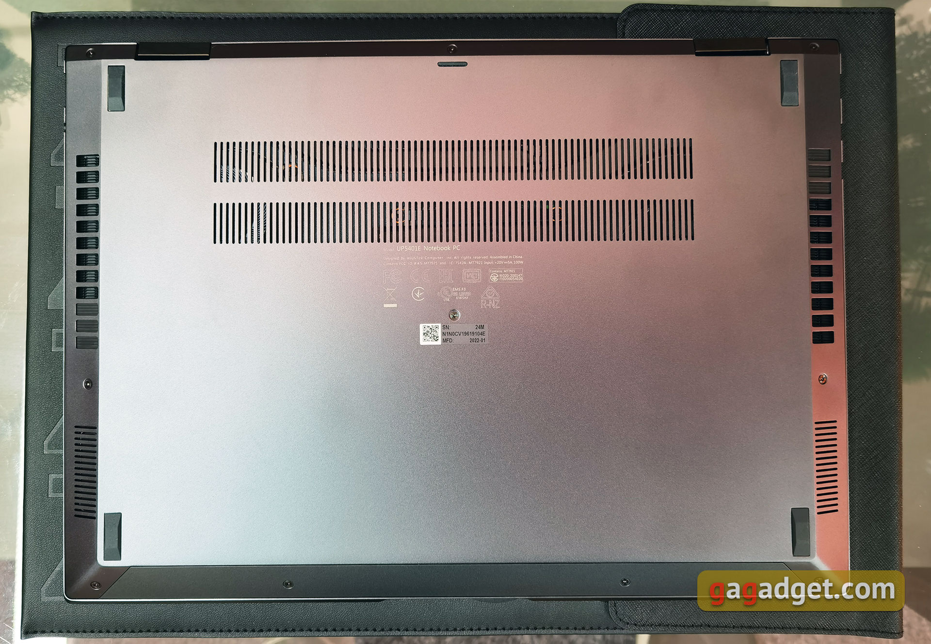 ASUS Zenbook 14 Flip OLED (UP5401E) Oversigt: en kraftfuld Ultrabook Transformer med OLED-skærm-16