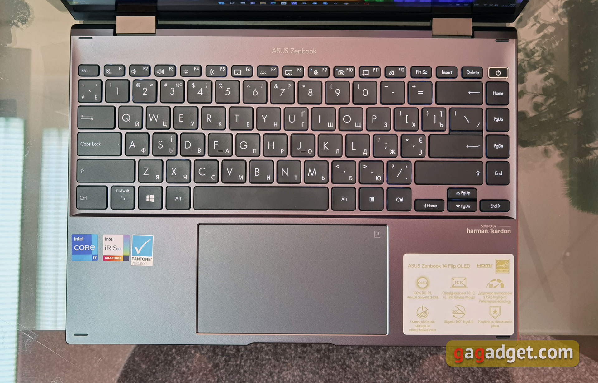 ASUS Zenbook 14 Flip OLED (UP5401E) Oversigt: en kraftfuld Ultrabook Transformer med OLED-skærm-24