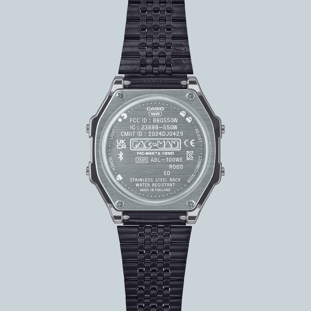 Bagsiden af Casio ABL-100WEPC-1B-uret