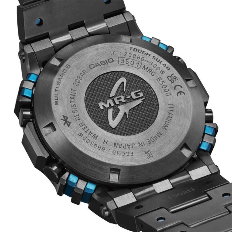 Casio MRG-B5000BA-1JR ur med Bluetooth og Tough Solar-funktioner
