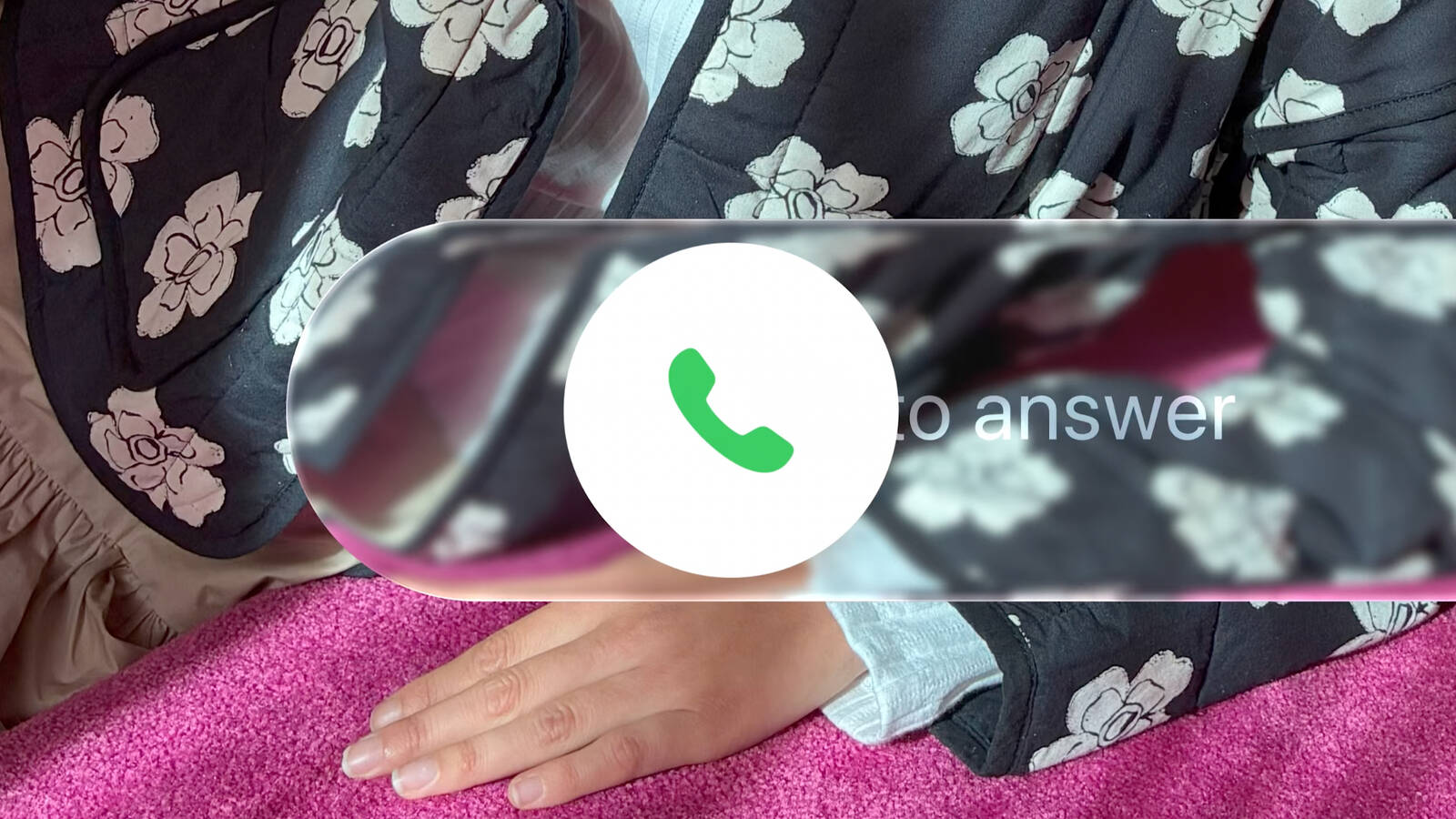 Hoved Liquid Glass interface