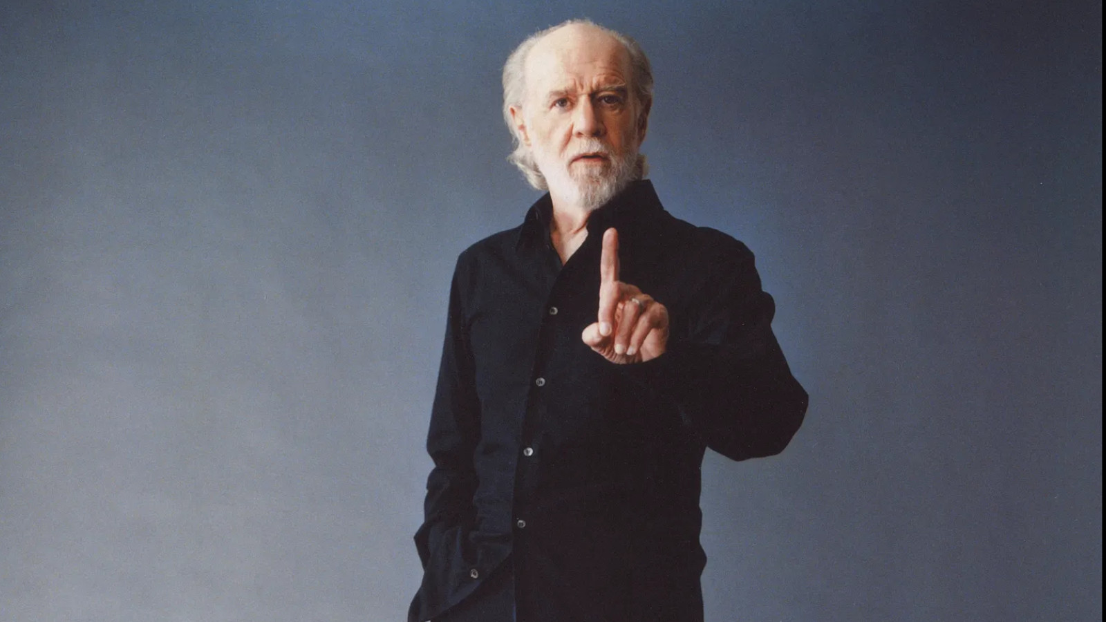 AI-genereret komediespecial med George Carlin. Komikerens datter kritiserede showet.