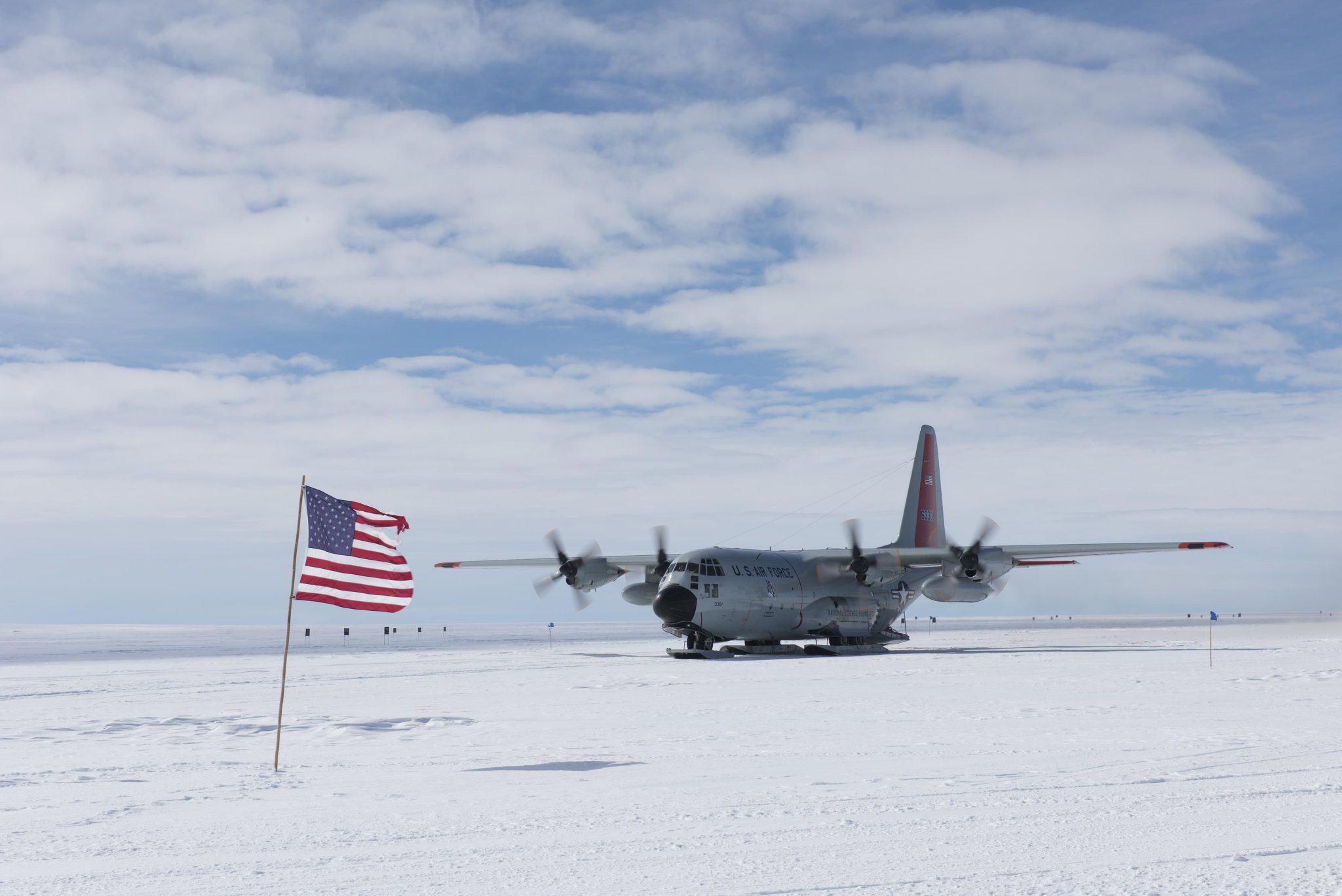 C-130-fly fra New York Air National Guard i Grønland