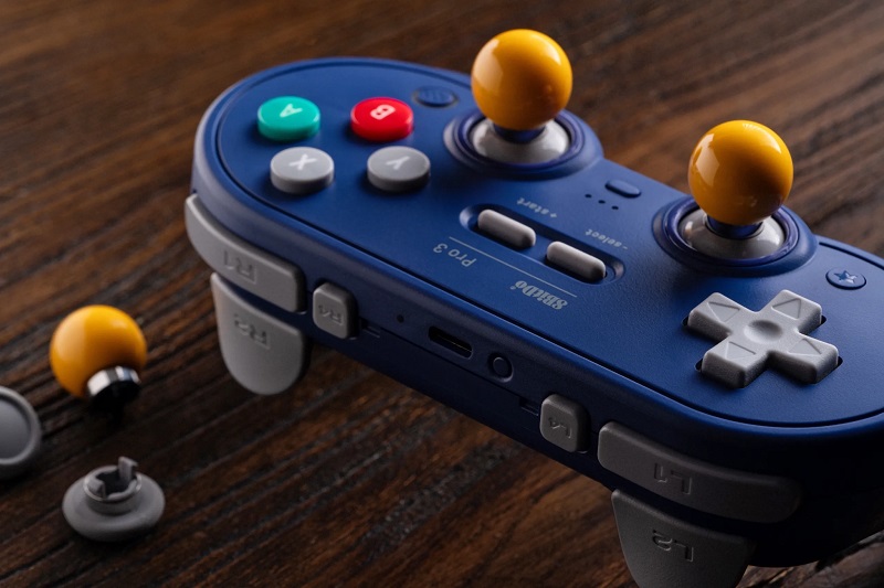 8BitDo Pro 3 controller