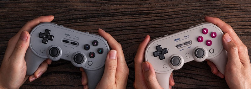 8BitDo Pro 3 controller i forskellige farver