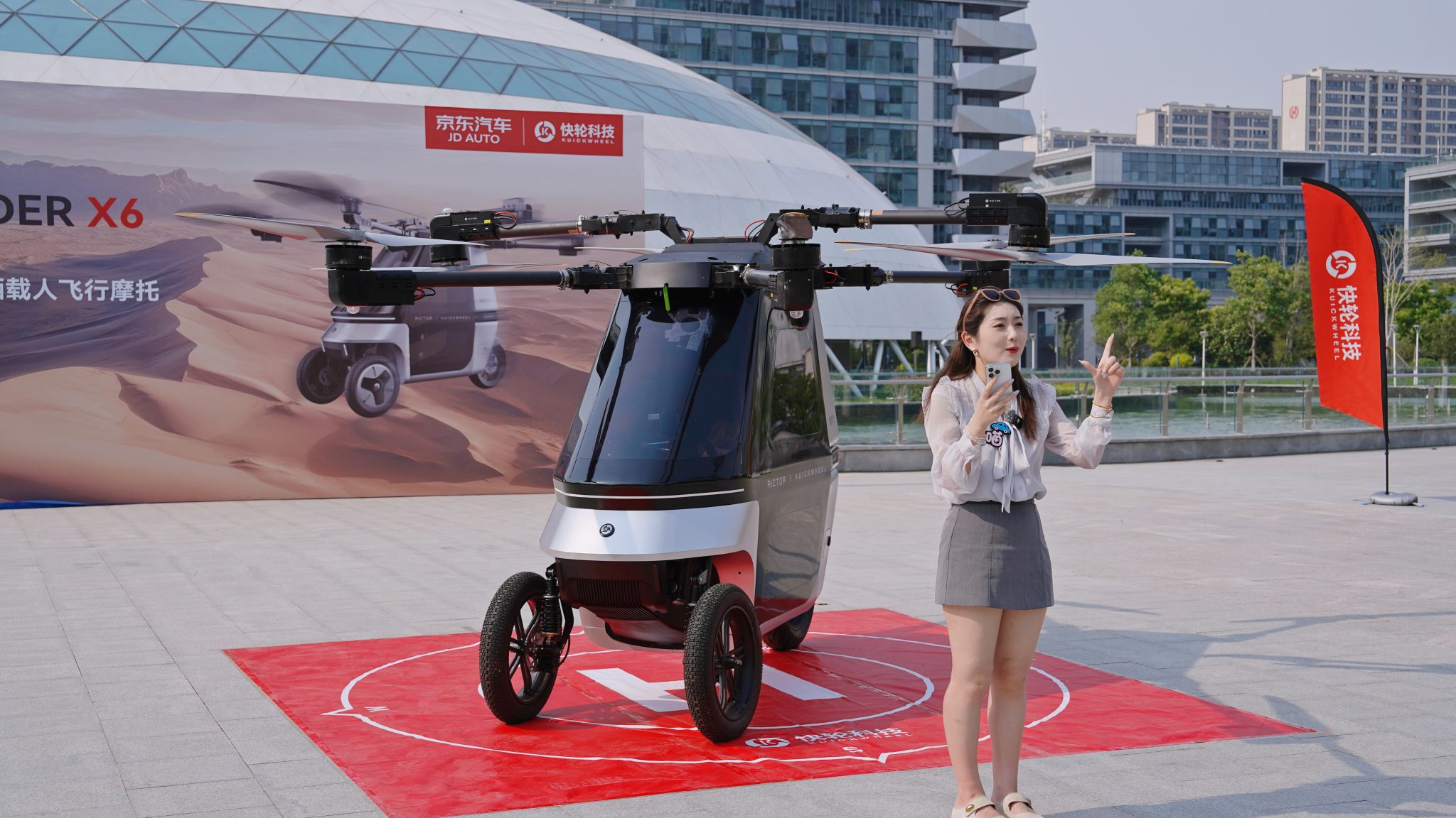 Flyvende motorcykel Kuickwheel Skyrider X6