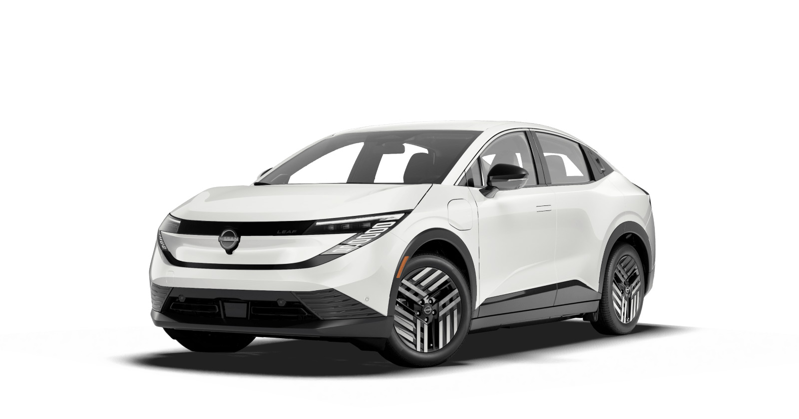 Nissan Leaf SV+ - Front view