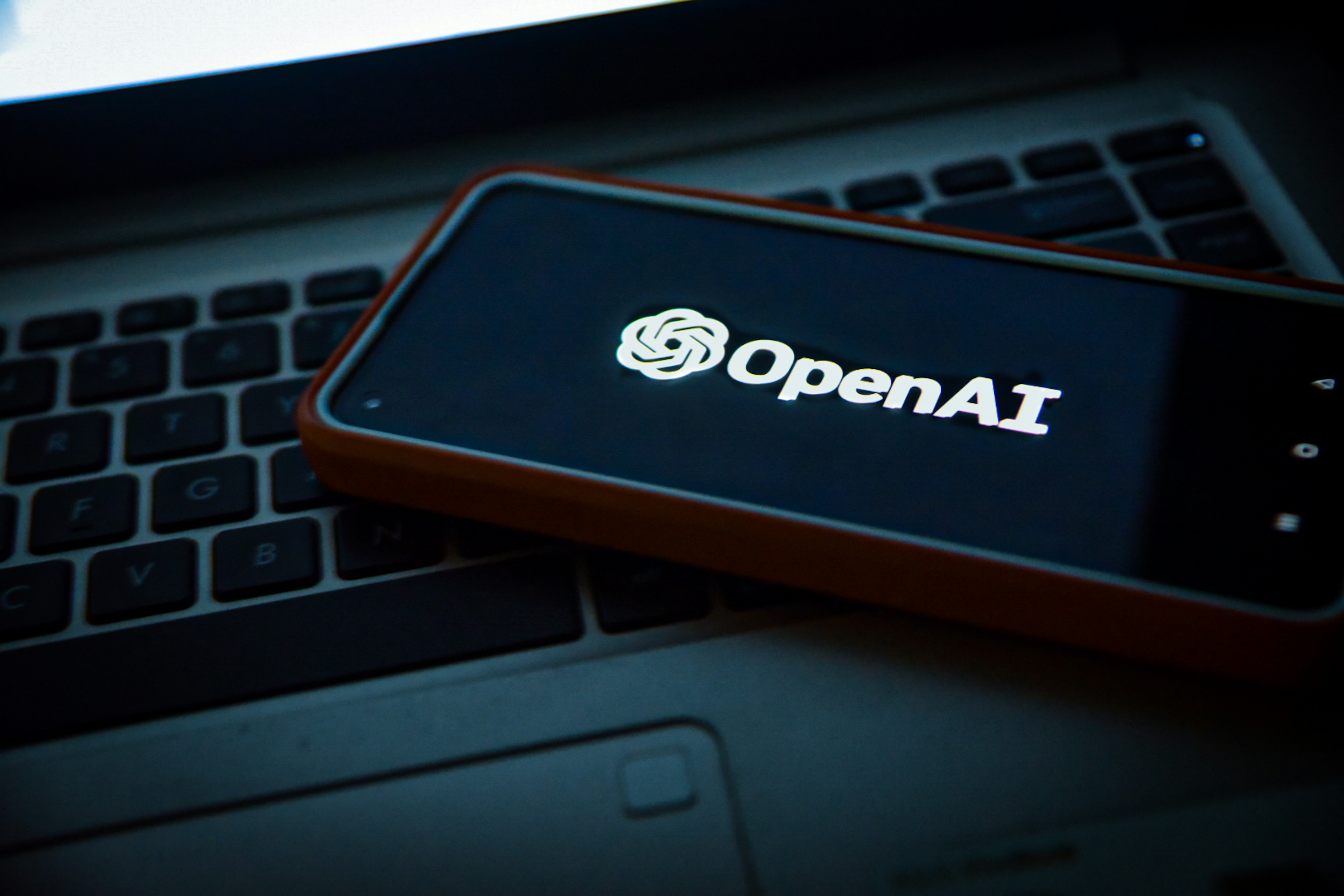 OpenAI har etableret et europæisk datterselskab for at mindske den lovgivningsmæssige risiko for data i EU.