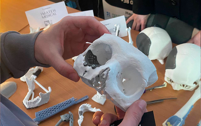 Dyreproteser, Fallout-våben og militære projekter: en fotoreportage fra RepRapUA 3D-printfestivalen i Kiev-13