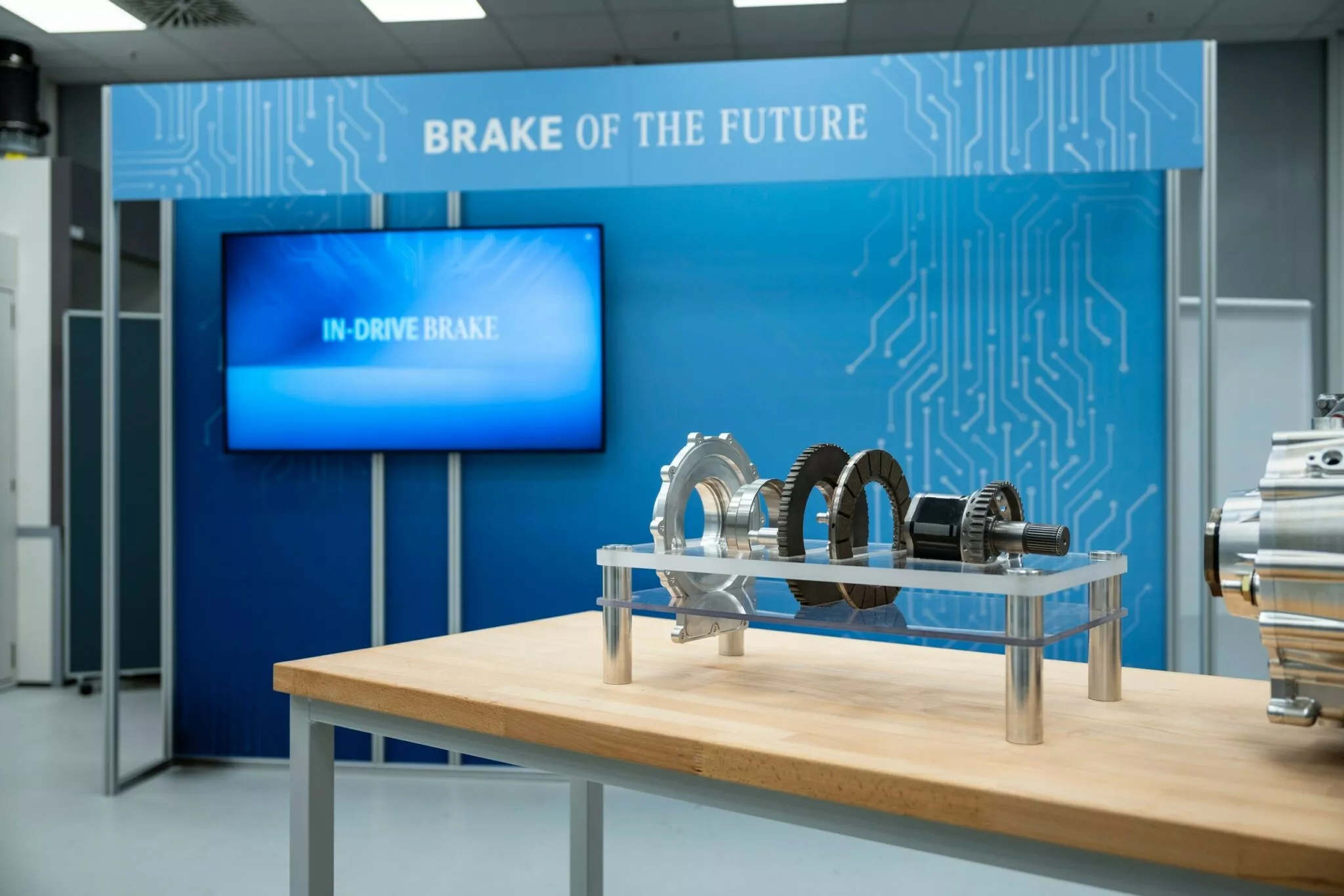 Mercedes' nye solmaling teknologi