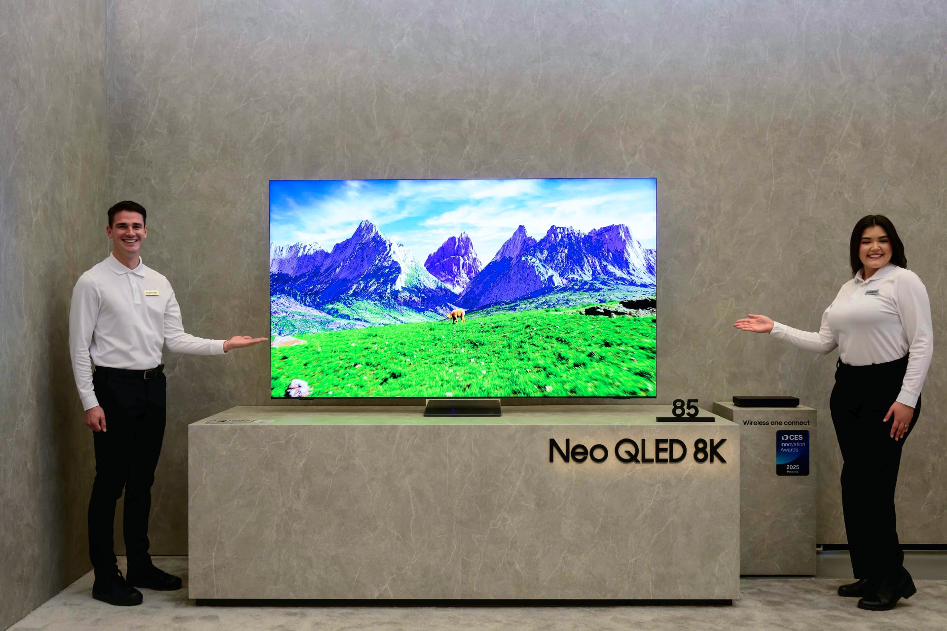 Samsung Neo QLED 8K 2025 TV med en diagonal på 85 tommer.