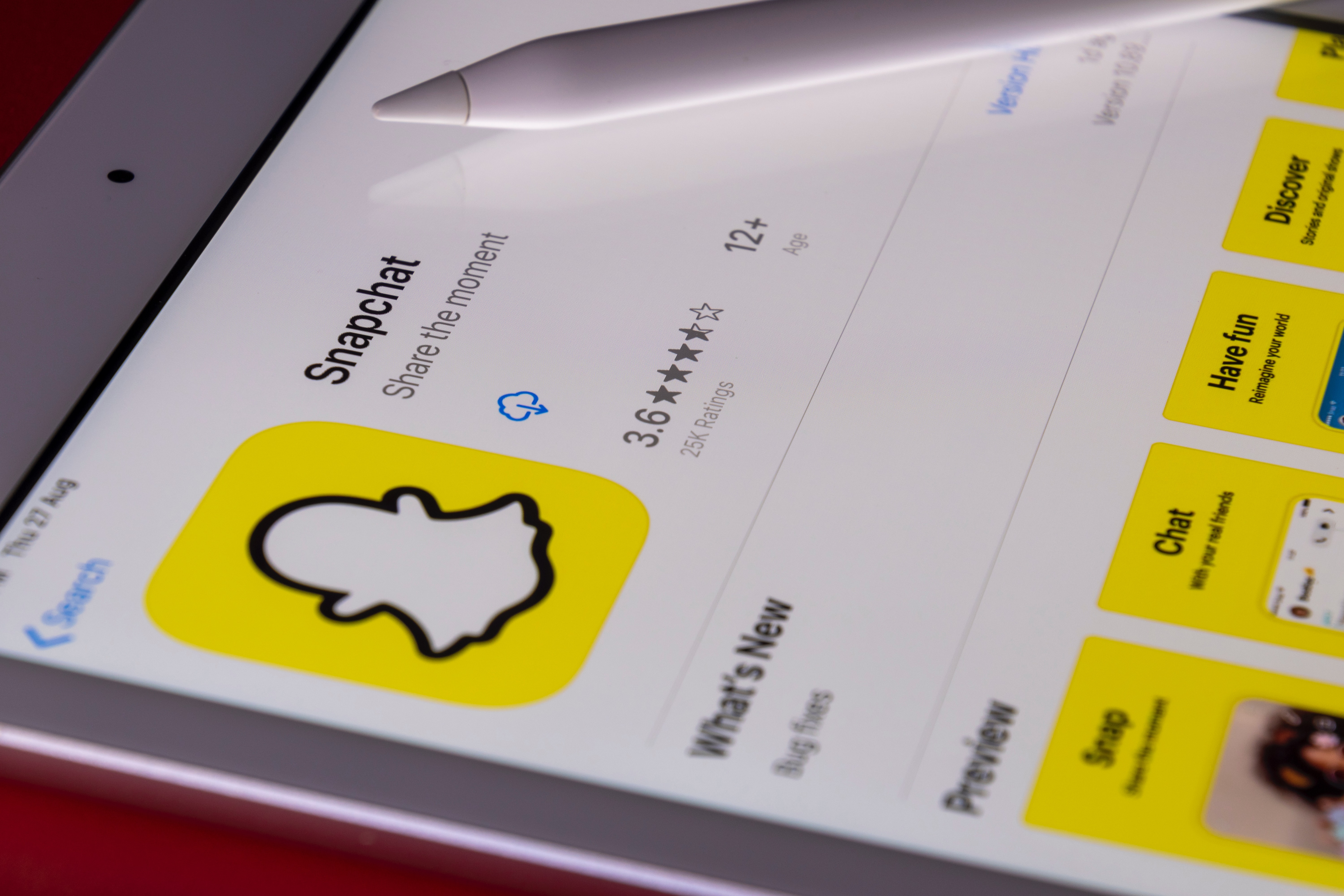 Storbritannien undersøger Snapchat-chatbot på grund af risici for teenageres privatliv