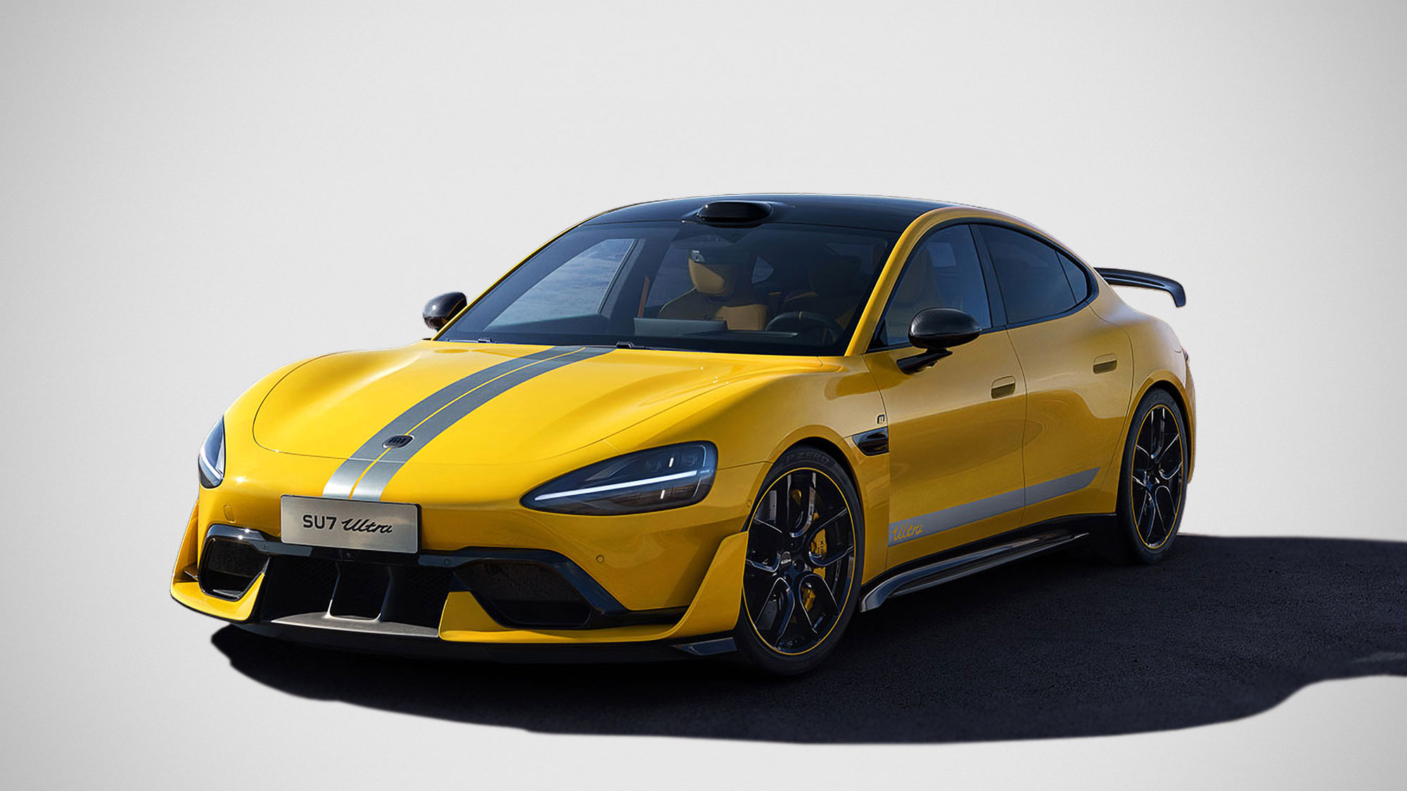 Xiaomi SU7 Ultra med en almindelig motorhætte